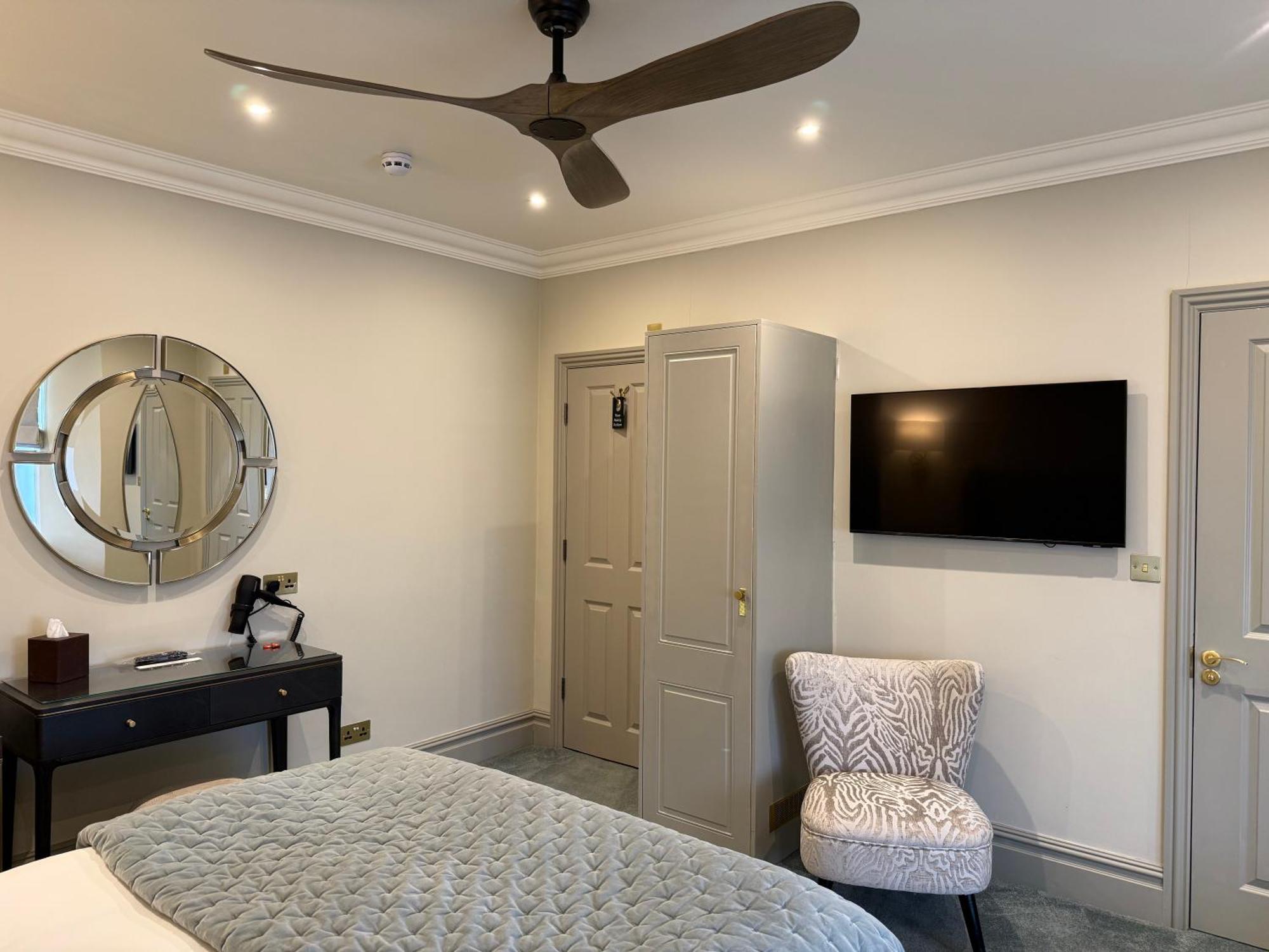 Number 46 Hotel Hastings Bagian luar foto